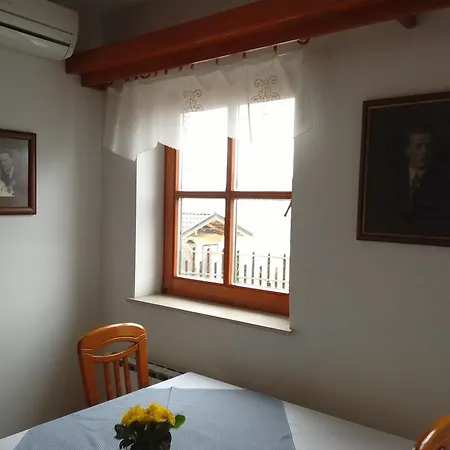 Πανσιόν Tourist Farm Joannes 3*