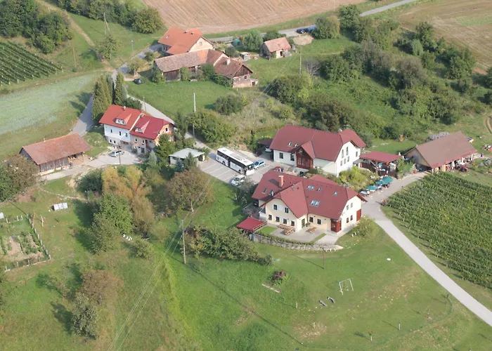Casa de hóspedes Tourist Farm Joannes 3*