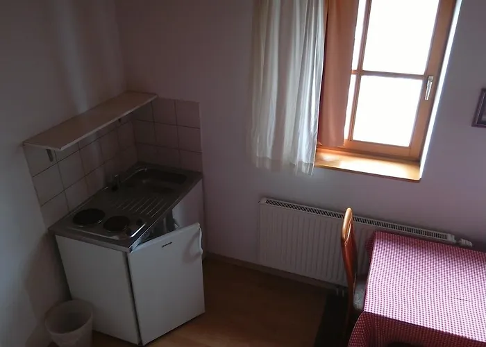 Hiša za goste Tourist Farm Joannes 3*